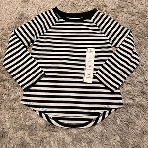NWT Cat And Jack Girls Black and White Striped Long Sleeve